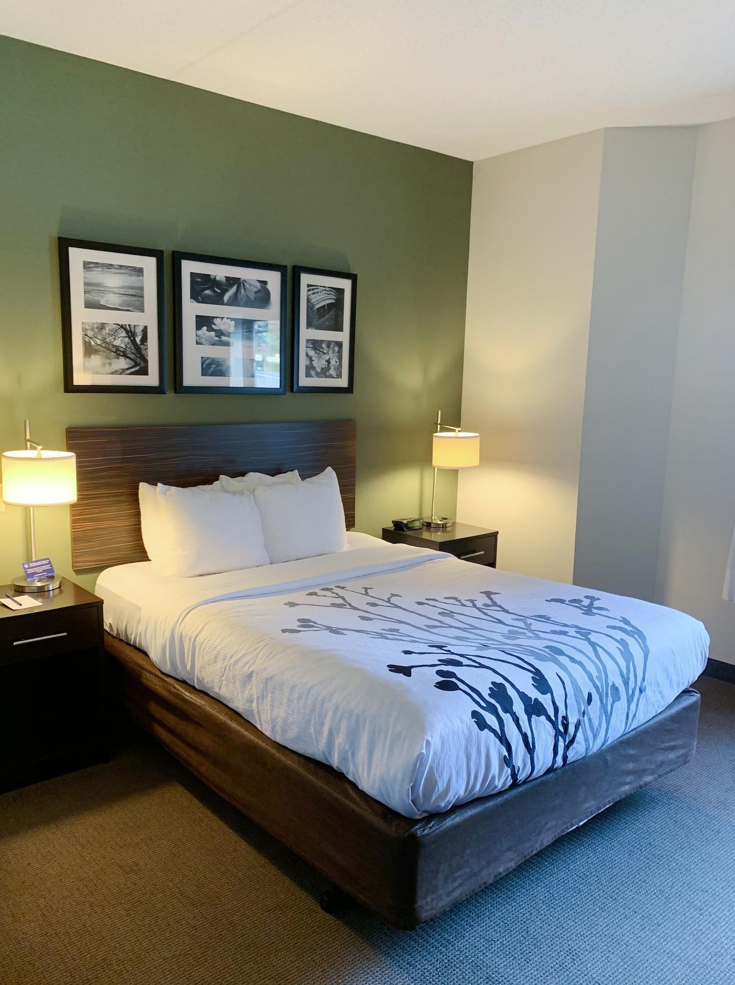 Sleep Inn & Suites Queensbury - Lake George Екстериор снимка