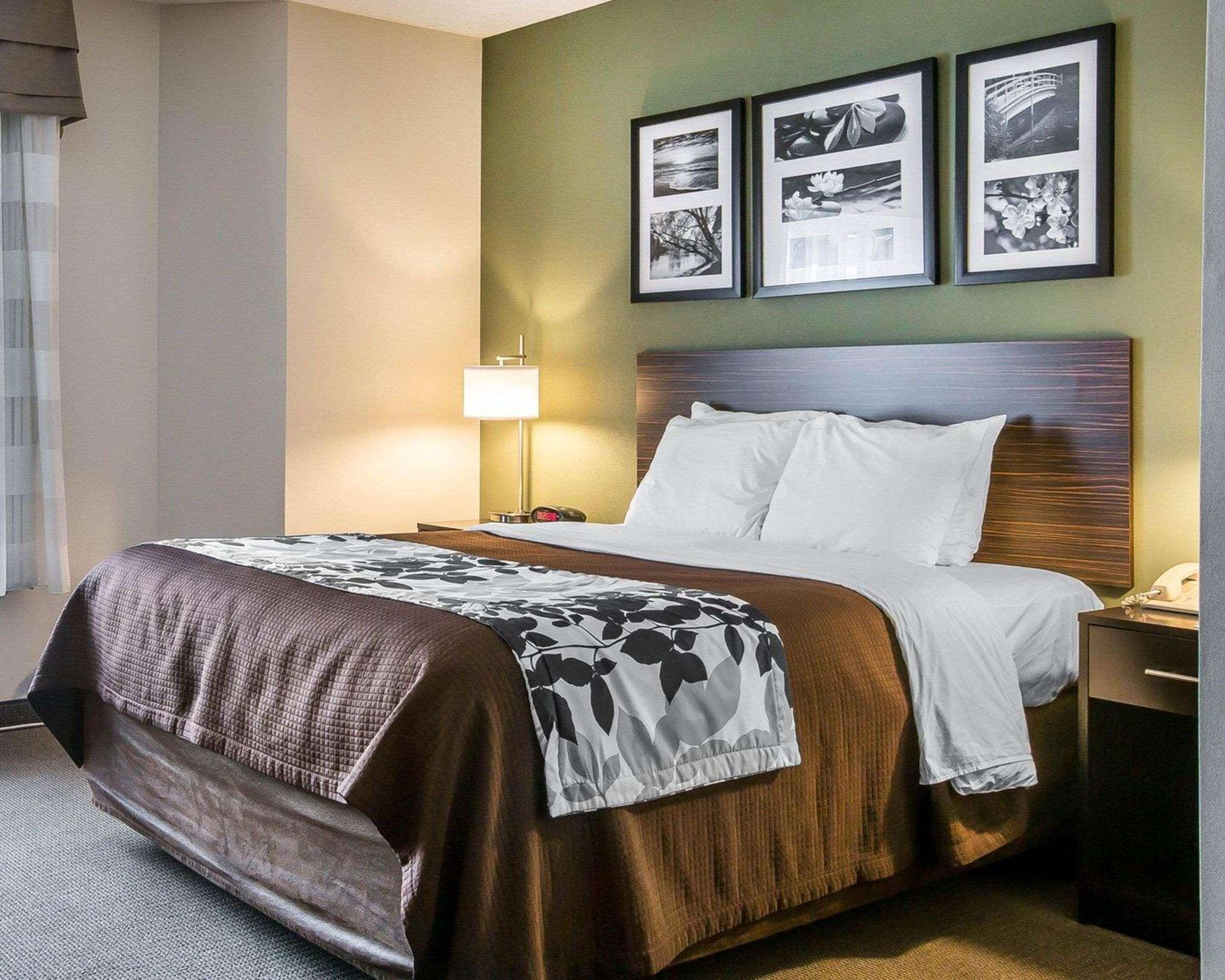 Sleep Inn & Suites Queensbury - Lake George Екстериор снимка