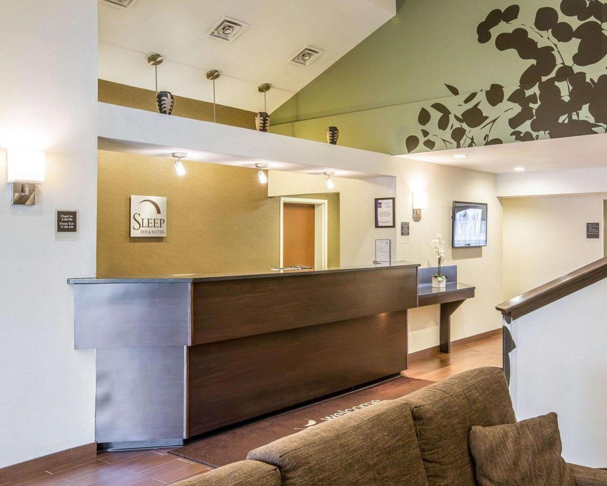 Sleep Inn & Suites Queensbury - Lake George Екстериор снимка