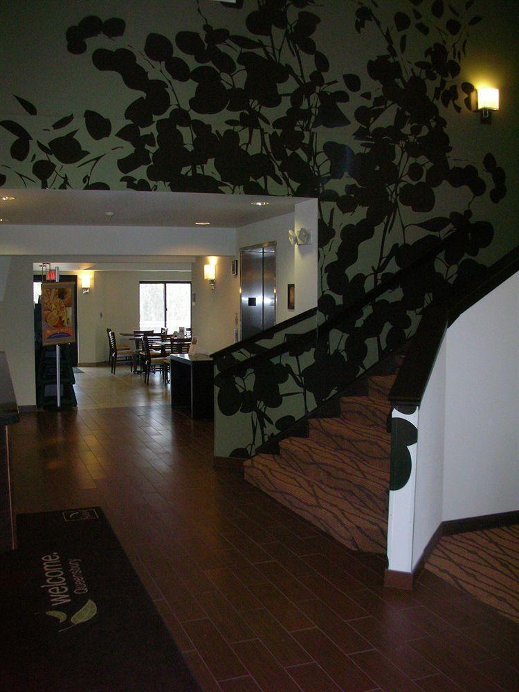 Sleep Inn & Suites Queensbury - Lake George Екстериор снимка