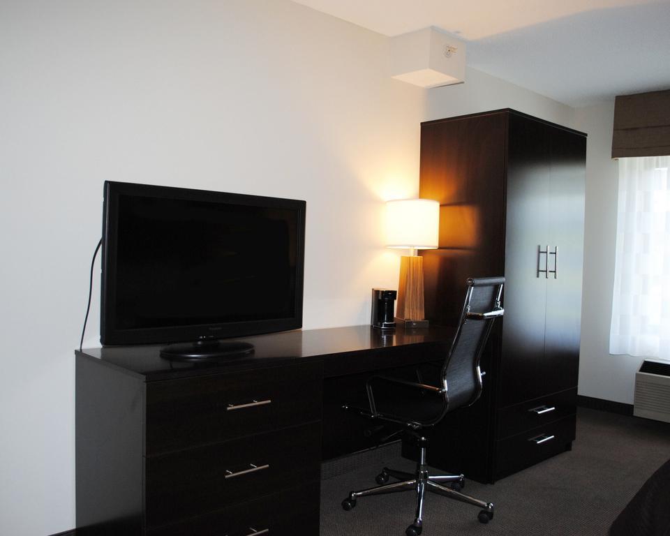 Sleep Inn & Suites Queensbury - Lake George Екстериор снимка